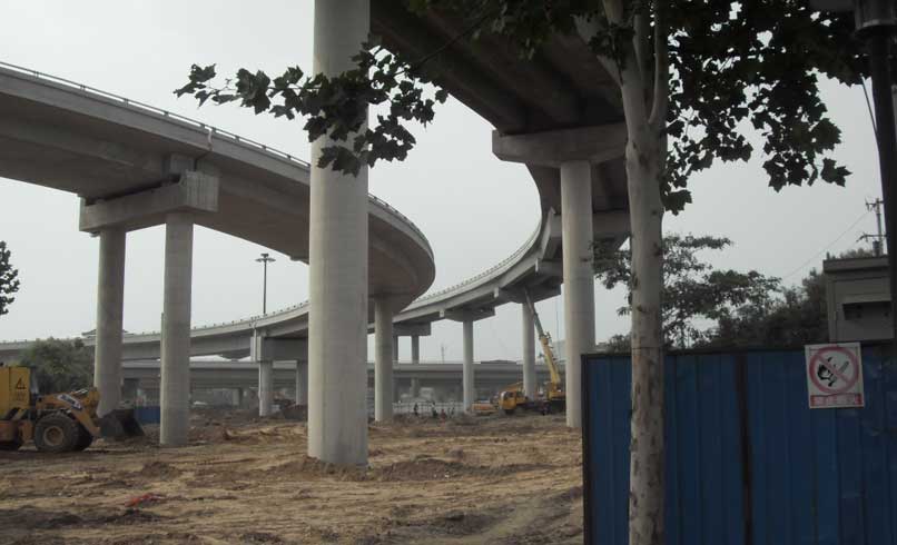 嵩山路立交橋.jpg